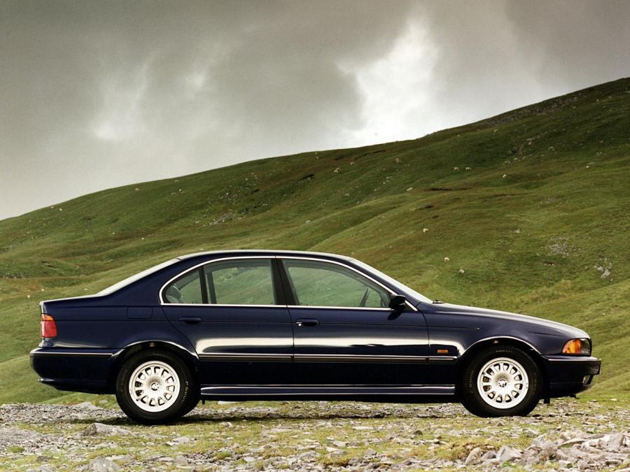  BMW 520i Sedan 1996 года  (UK) (фото 2 из 2)